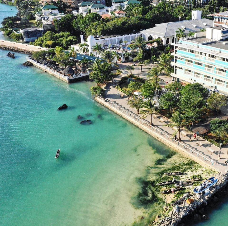 Hotel Slipway Dar es Salaam Exteriör bild